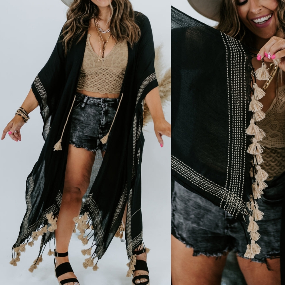 . Everyday Chic Boutique Black Best Boho Tassel Kimono ONE SIZE